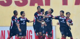 Ninh Bình 2-2 ĐTLA: "Văn Thắng giữ lại 1 điểm cho V.NB đúng phút bù giờ"