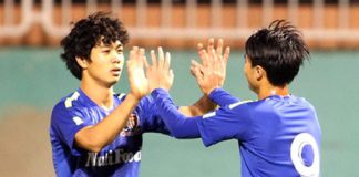 Bàn về áp lực trong bóng đá: Trên cao là… gió