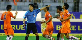 Trọng tài Hoàng Ngọc Hà: "Tôi tôn trọng sự thật chứ không vì áp lực cầu thủ"