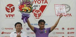 BTC Toyota V.League trao giải thưởng tháng 7 cho CLB Hà Nội T&T và Hội CĐV SLNA