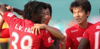 Long An 1-0 QNK Quảng Nam: 3 điểm may mắn của chủ nhà