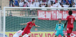 B.Bình Dương 5-0 HAGL: Công Vinh lập cú đúp