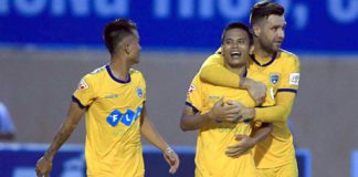 Cuộc đua vô địch Toyota V.League 2017: FLC Thanh Hóa, đừng tưởng đỏ là chín