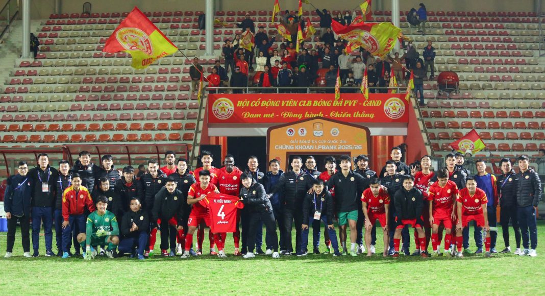Vòng 1/8 Cúp Quốc gia Chứng khoán LPBank 2025/26: Chùm ảnh PVF – CAND – Hoàng Anh Gia Lai
